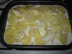 Запеченный картофель со сливками и маслом