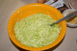 название картинки Запеканка из кабачков с курицей в духовке куриная