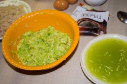 название картинки Запеканка из кабачков с курицей в духовке куриная