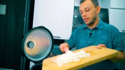 Запеканка из картофеля с шампиньонами в мультиварке