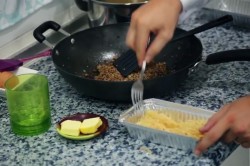 Запеканка из лапши с фаршем в духовке - шаг 7 Запеканка из лапши с фаршем в духовке - шаг 7