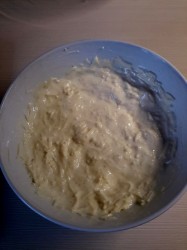 Запеканка из тертого картофеля с сыром в духовке - шаг 4