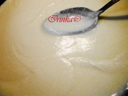 Запеканка на сливках, цветной капусте, сыре с сосисками