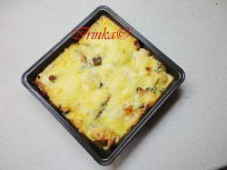 Запеканка на сливках, цветной капусте, сыре с сосисками