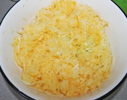 Запеканка помидорно кабачково сырная