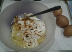 Брокколи в сметане в духовке с сыром запеканка