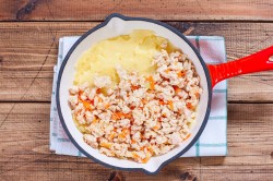 Запеканка с мясом и картошкой в духовке - шаг 5