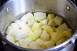 Запеканка с семгой и картофельным пюре - шаг 2 Запеканка с семгой и картофельным пюре - шаг 2