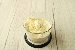 Запеканка с яблоками и манкой творожная