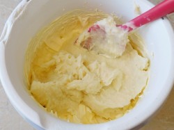 название картинки Заварной сметанный крем для торта