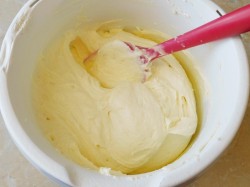 название картинки Заварной сметанный крем для торта