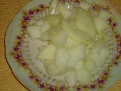 Заяц, тушеный в сметане