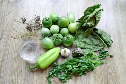 Квашеные зеленые помидоры на зиму в банках