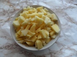 Зеленый борщ с щавелем в мультиварке - шаг 3