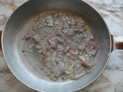 Зеленый борщ с щавелем в мультиварке - шаг 4