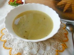 Зеленый борщ с щавелем в мультиварке - шаг 8