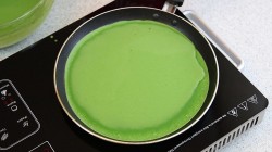 название картинки Зеленый блинный торт без красителей