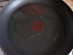 Картошка с грибами и луком жареная на сковороде