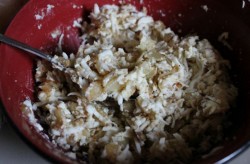 название картинки Зразы из тилапии в беконе с овощным салатом