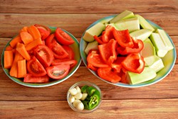 Аджика из кабачков острая на зиму - шаг 2