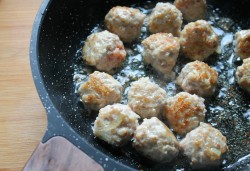 Айнтопф немецкий суп с нутом и мясными шариками - шаг 7 Айнтопф немецкий суп с нутом и мясными шариками - шаг 7