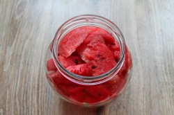 Арбузы в банках на зиму без стерилизации - шаг 4