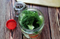 Ассорти с кабачками помидорами и огурцами на зиму - шаг 5