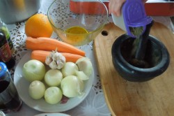 Баранина в фольге в духовке - шаг 3 Баранина в фольге в духовке - шаг 3