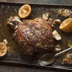 Баранья нога запеченная в лимонном соке