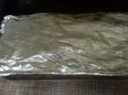 Батон с сыром и колбасой в духовке - шаг 6