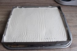 Баварские пирожные бисквитно песочные - шаг 12