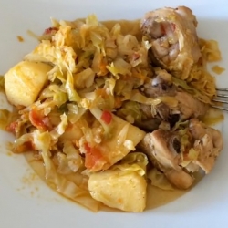 Бигус с капустой, картошкой и мясом