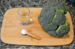 Брокколи в мультиварке - шаг 1 Брокколи в мультиварке - шаг 1