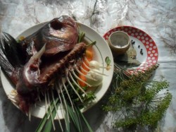 Бульон из рыбных потрохов прозрачный - шаг 1 Бульон из рыбных потрохов прозрачный - шаг 1