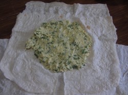 Быстрый слоеный сырный пирог - шаг 5 Быстрый слоеный сырный пирог - шаг 5