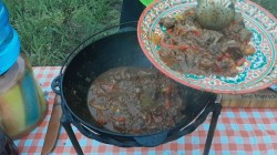 Грузинские чашушули в казане - шаг 13