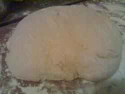 Дрожжевые пирожки с картошкой и печенью - шаг 2