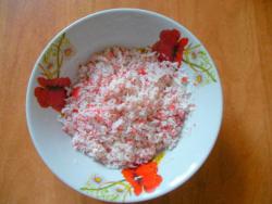 Сырные шарики из крабовых палочек новогодние - шаг 8