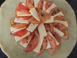 Галета с помидорами и сыром - шаг 9 Галета с помидорами и сыром - шаг 9