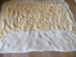 Гата и трубочки из слоеного теста - шаг 11