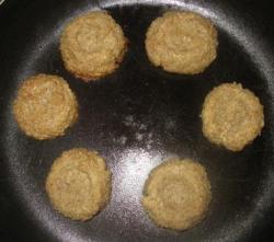 Глазурь для торта с ореховыми шариками - шаг 6 Глазурь для торта с ореховыми шариками - шаг 6