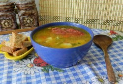 Гороховый суп с копчеными ребрышками в мультиварке - шаг 11 Гороховый суп с копчеными ребрышками в мультиварке - шаг 11