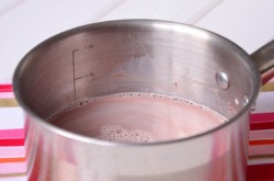 Горячий шоколад с халвой - шаг 2 Горячий шоколад с халвой - шаг 2