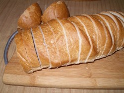 Гренки в яйце и с яйцом - шаг 3 Гренки в яйце и с яйцом - шаг 3