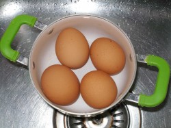 Гренки в яйце и с яйцом - шаг 9 Гренки в яйце и с яйцом - шаг 9