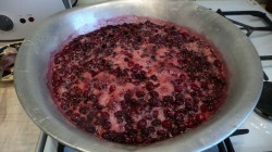 Густое вишневое варенье на сахаре многократной варки - шаг 6 Густое вишневое варенье на сахаре многократной варки - шаг 6