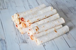 Жареные трубочки из лаваша с сыром - шаг 10