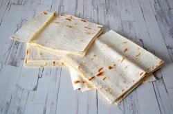 Жареные трубочки из лаваша с сыром - шаг 7