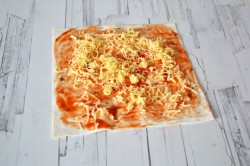 Жареные трубочки из лаваша с сыром - шаг 9