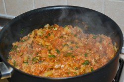 Кабачки жареные с томатной пастой - шаг 10 Кабачки жареные с томатной пастой - шаг 10